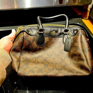 Coach/10x6/Brown/Black